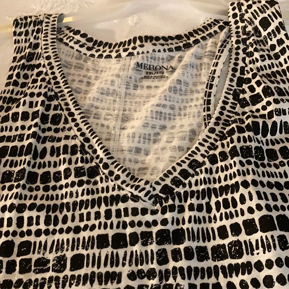 Merona White-Ivory Tank with Black Design Sz XXL
